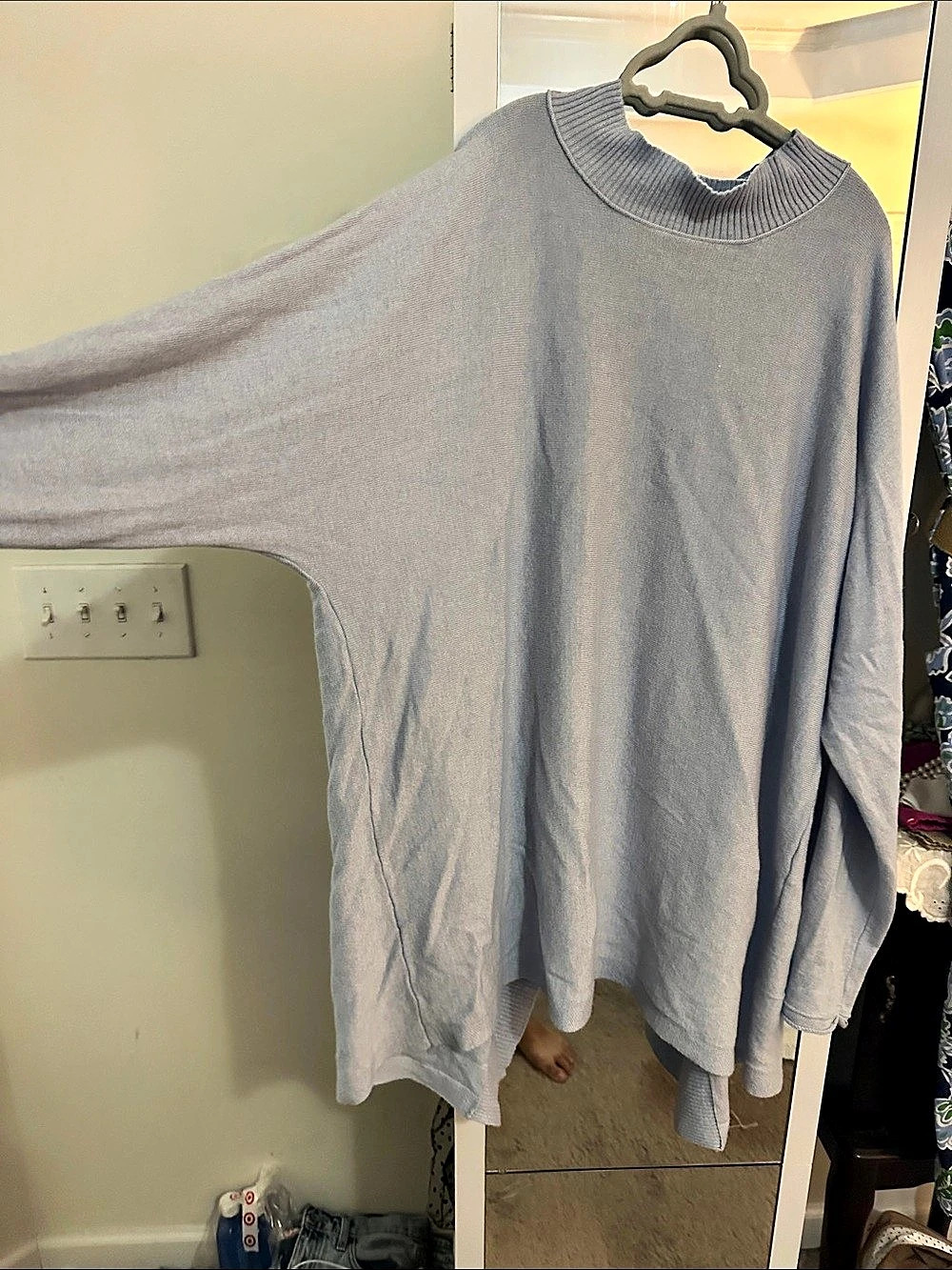 denim24/7 Women's Ribbed Crew Neck Open Back Sweater Size Medium Like New